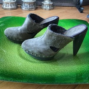 Nine West mule heels suede